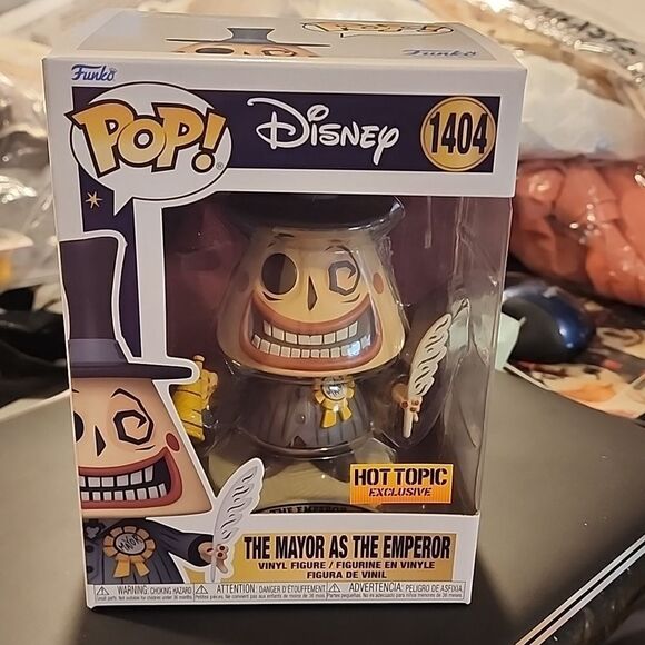Disney the mayor as emperor NWT - Picture 1 of 2